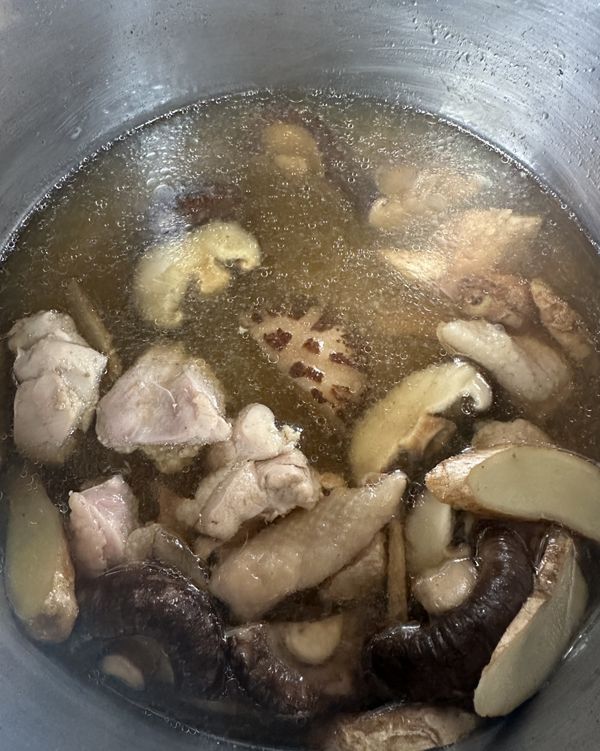 簡易香菇雞湯