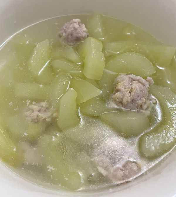 大黃瓜丸子湯