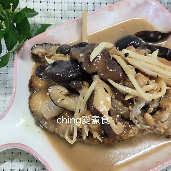 十分鐘上菜-腐乳醬燒草魚菇