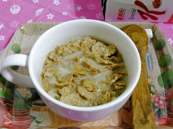 【Special K】超快速懶人窈窕輕食─脆片黑糖奶