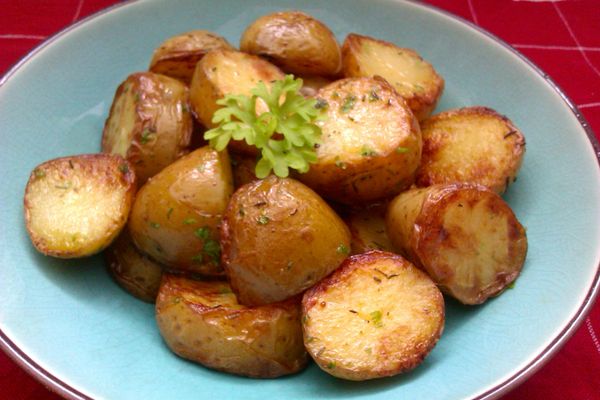 【一鍋隨意煮】迷迭香煎奶油洋芋