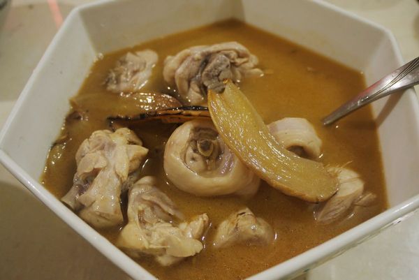 麻油雞 & 麻油雞麵線