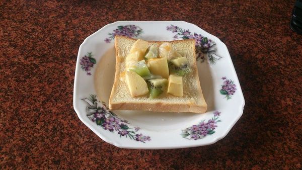 起司鮮果烤吐司