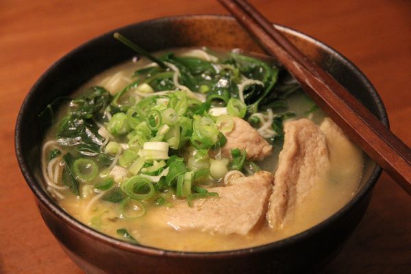 麻油豬枸杞葉麵線