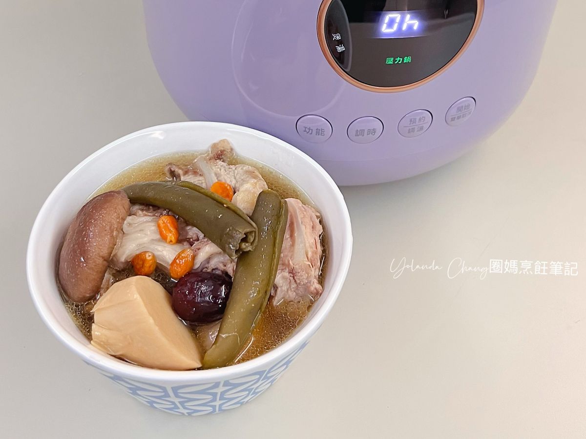 剝皮辣椒軟骨湯（壓力鍋料理）