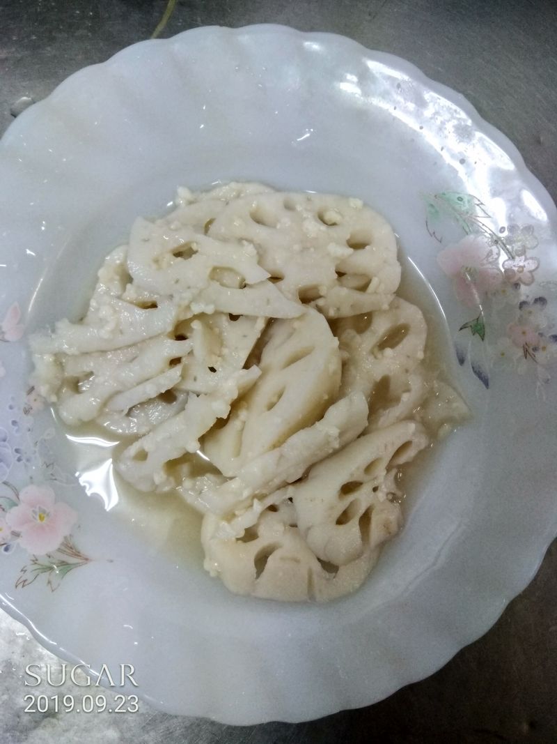 鹽麴蓮藕