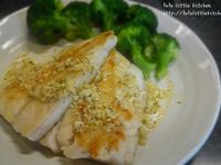 香煎魚柳配牛油檸檬汁