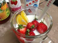 乳香水果優酪飲『鷹牌煉奶』