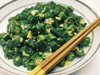 鹹蛋炒秋葵-夏日快速料理