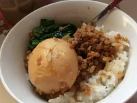 滷肉飯（肉燥飯）