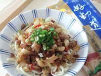 黃金酸菜拌麵