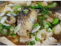薑蔥海鱸豆腐煲