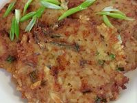小魚乾煎飯餅~清剩飯、補鈣