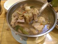 清燉豬腳湯