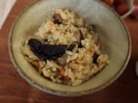 麻油香菇糙米炊飯 {露營OK}