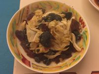皮蛋炒高麗菜