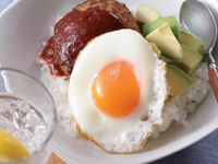 夏威夷漢堡排飯
