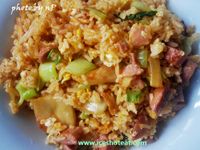 泡菜培根熱狗炒飯