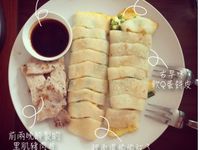 古早味蔥花起士蛋餅 香煎里肌豬肉片