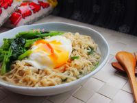 水波蛋家常肉燥湯麵【記憶中的味味麵】