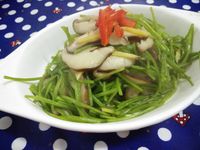 水蓮炒香菇