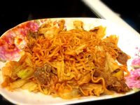 起司牛肉高麗菜炒辣麵