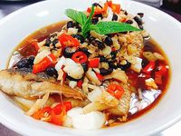 豆腐蒸鱸魚腩