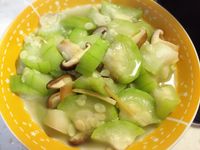 鮮香菇絲瓜