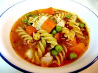 蕃茄海鮮蔬菜螺旋麵湯【完美絕配義式饗宴】