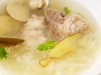 【厚生廚房】北瓜蛤蠣排骨湯