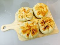 好簡單：自己做蔥肉包