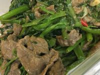 空心菜炒牛肉