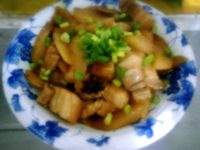蘿蔔燒肉