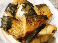 零廚藝也會的乾煎鯖魚
