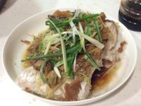 梅菜蒸鯇魚