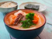 辣牛小排年糕湯