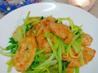 清炒芹菜雞捲