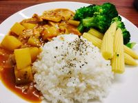 便當料理👉🏼日式和風咖哩雞🍛✨