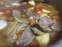 燉牛肉