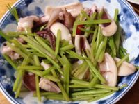芹菜炒花枝🌶️
