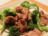牛肉炒綠花菜