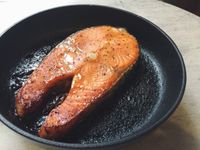 炙烤蜜糖鮭魚