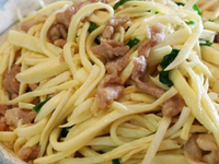 皎白筍炒肉絲