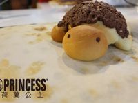 烏龜菠蘿麵包