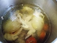 煮一鍋超提味雞高湯