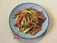 蒜炒香腸