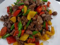 彩椒牛肉粒