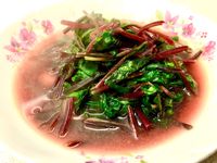蒜炒甜菜根葉