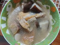 清甜栗子雞湯