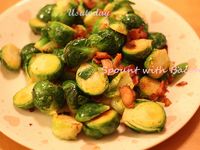很硬別怕-培根炒甘藍菜 Brussels sprouts with bacon